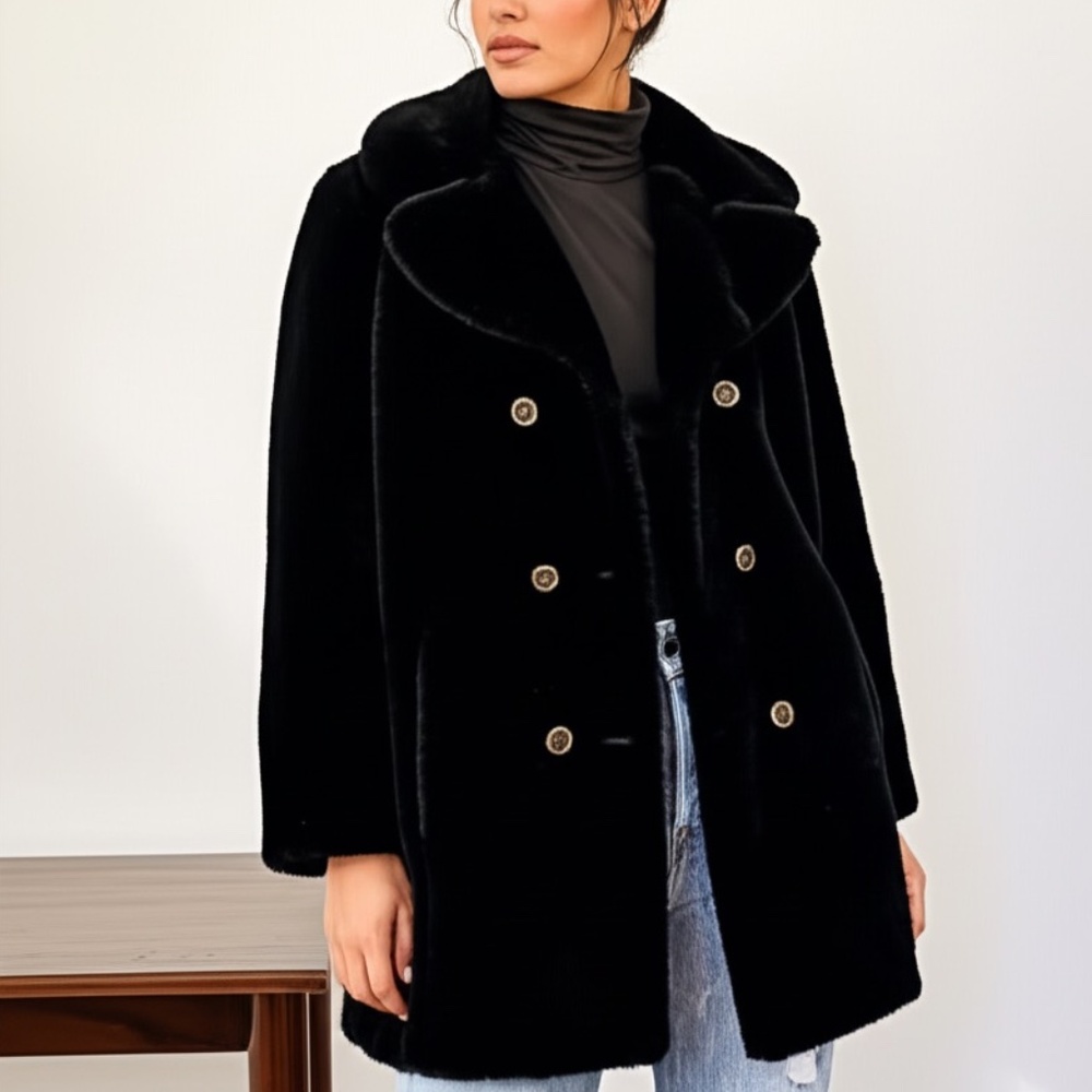 VINTAGE - Black Teddy Bear Coat - size M